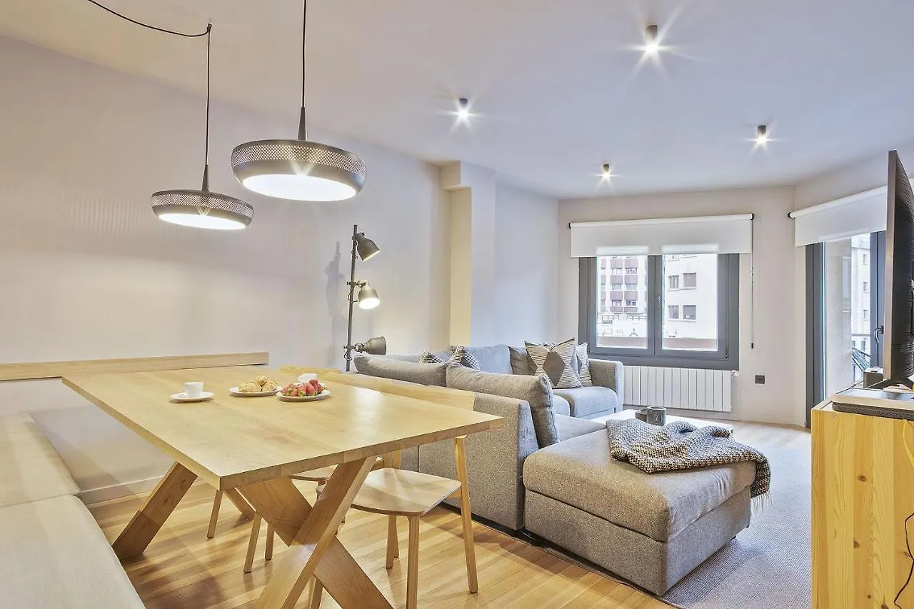 Luderna - Apartamento Con Terraza Montanero Vielha Spain